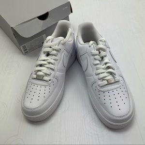 Nike Air Force 1 white Unisex sneakers M 7.5 W 9